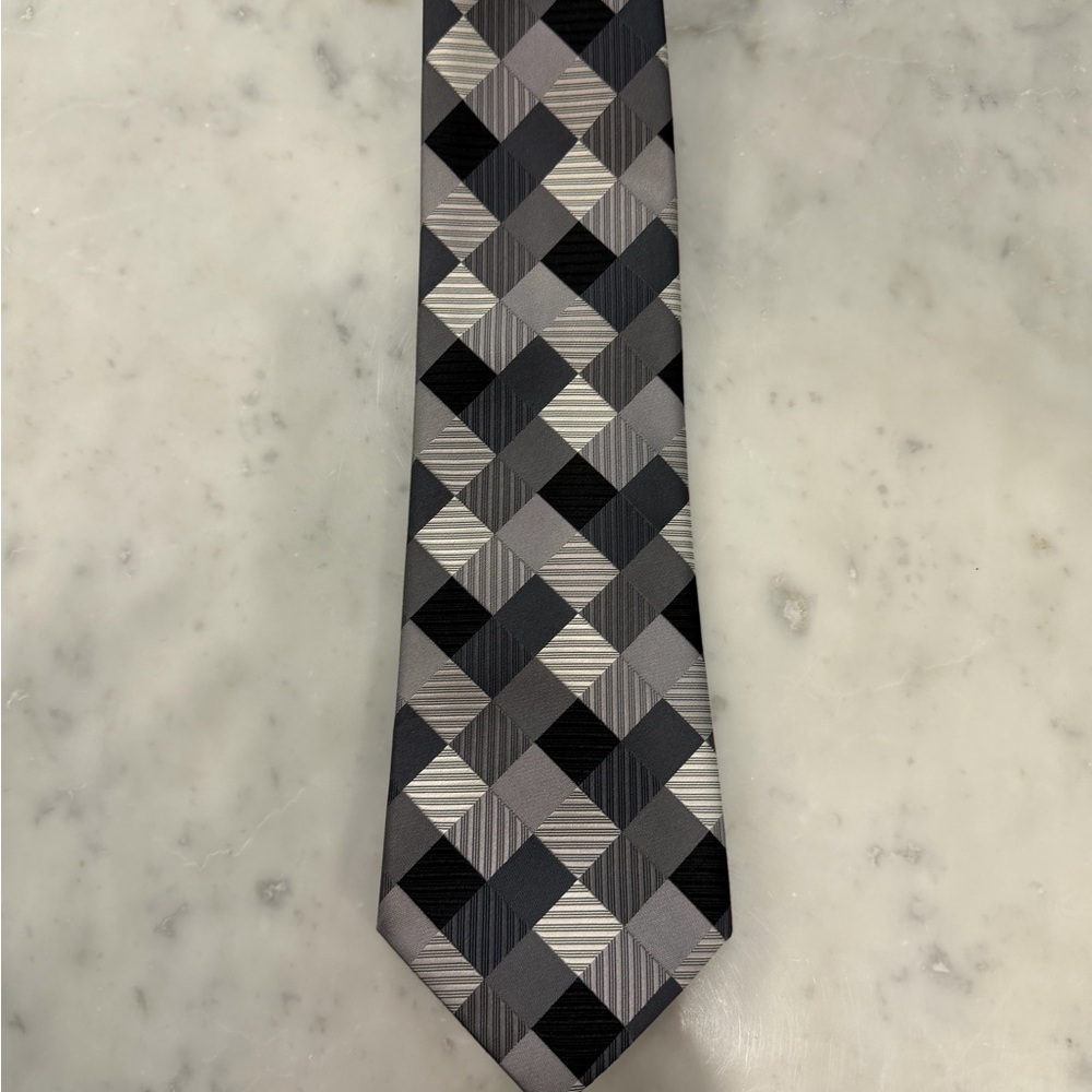 Geoffrey Beene Black and Gray Geometric Tie